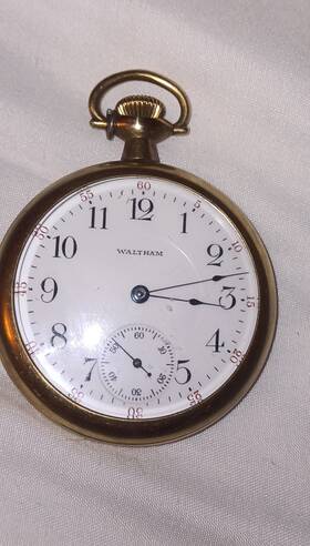 16022306 Waltham Gold Tone Mechanical 17 Jewels Pocket Watch Arabic Numerals