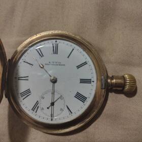 1638-r Waltham A.w.w.co. Full Hunter Gold Filled Pocket Watch Roman Numerals Mechanical