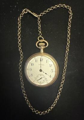 1920776 Waltham Gold Toned Mechanical Pocket Watch Open Face Chain Arabic Numeral Dial