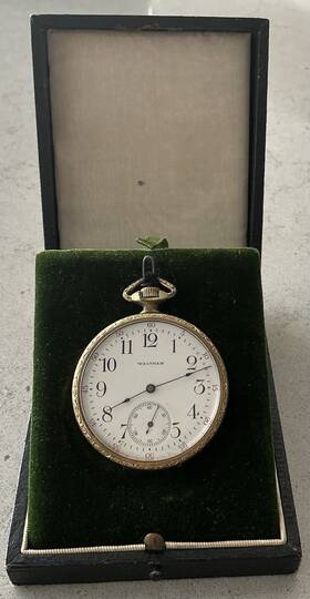 19231294 Waltham 14kt Gold Filled Pocket Watch Mechanical Manual Yellow Original Box