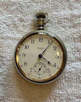 21595996 Waltham 1918 American Pocket Watch 15 Jewels Model 1883 Size 18s
