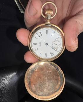 333769 Waltham Full Hunter Gold Filled Pocket Watch White Roman Dial Manual Seconds