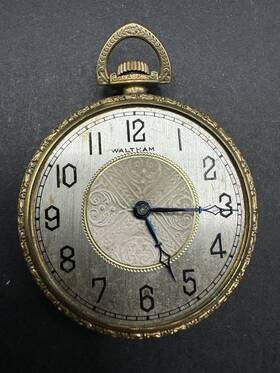 5464891 Waltham Vintage Supreme Gold Tone Antique Large Pocket Watch 15 Jewels