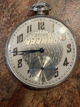 6643662 Waltham 17 Jewel White Gold Pocket Watch In Excellent Condition