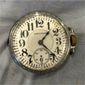 7134355 Waltham Hamilton Pocket Watch Arabic Numerals Seconds Hand Mechanical Base Metal