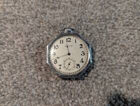 7390588 Waltham Vintage Pocket Watch 17 Jewels Illinois Case Spartan