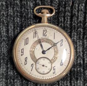 9255081 Waltham Antique Pocket Watch Yellow Gold Open Face Mechanical Engraved Case