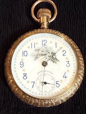 C-1892 Waltham Early Model Pocket Watch 18s 17j Rare Dial Gold Decorative Case