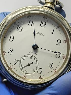 Grade-81 Waltham Vintage Pocket Watch 18s Running Just Fine 15 Jewel