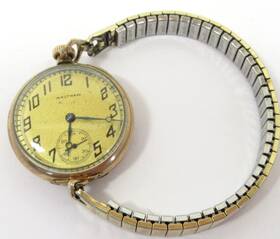 244922 Waltham Watch Company Pocket With Speidel Band Patented 1915 Sapphire Working