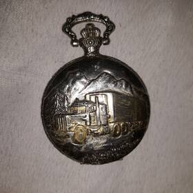 99416634 Watch-it Pocket Semi Truck Logo