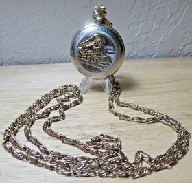 An126 Wrangler Pocket Watch Quartz Train Locomotive Geneva And Chain 45 Inches Working
