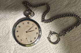 153943 Zenith Silver Metal Mechanical Pocket Watch With Chain