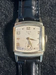 Vintage Elgin Mens Wrist Watch 1940 10K Gold Filled.. Fixed Price $229.95.