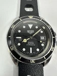 Heuer Professional 1000 980.006 Quartz Diver Watch Black Dial Date 40MM. Fixed Price $1092.47.