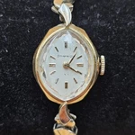Vintage Sovereign Ladies Cocktail Watch Gold Tone Stretch Band. Fixed Price $31.99.