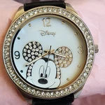 Disney Accutime SR626SW Mickey Mouse Watch Shiny Rhinestones Leather Strap. Fixed Price $15.96.