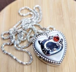 Hello Kitty Pendant Watch Necklace Locket 12 Chain Opens Heart. Fixed Price $35.00.