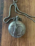 Geneva Men's Round Quartz Statue Of Liberty Pocket Watch With Chain Works. Fixed Price $7.19.