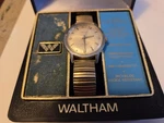 Waltham 17 Jewel Incabloc Men Wristwatch Speidel Band Presentation Box Red Arrow. Fixed Price $64.99.