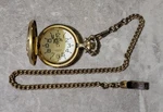 Vintage Watch-it Eagle Pocket Ornate Chain Gold Tone Quartz Needs Battery. Fixed Price $20.00.
