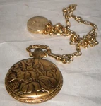 Elgin Raised Hunting Scene Case Pocket Watch Mechanical 17 Jewels Swiss. Fixed Price $126.50.